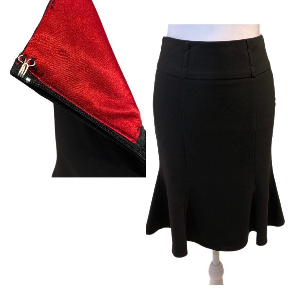 Charlotte Russe | NWOT Fluted Hem Mini Skirt Black Size XS